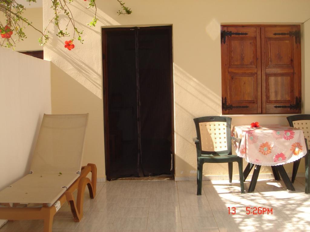 Zorbas Rooms 크랭고카스텔론 객실 사진